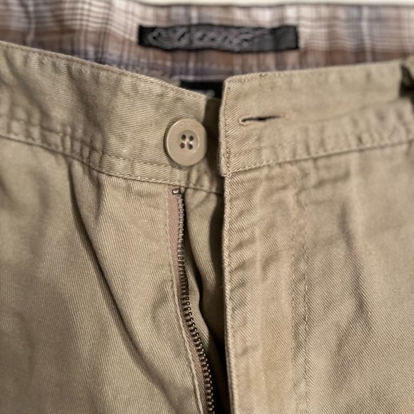 Elixir Men's Khaki Shorts (Size 33 / 100% Cotton / Previously Worn) - Picture 4 of 10